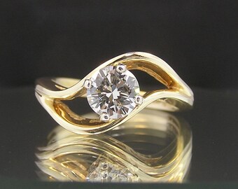 Items similar to 2.80 carats Natural Amethyst Gemstone Diamond Vintage Style Halo Ring 14k White