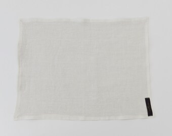 Houria Tazi Salma Hand-Painted Linen Placemat main image 1