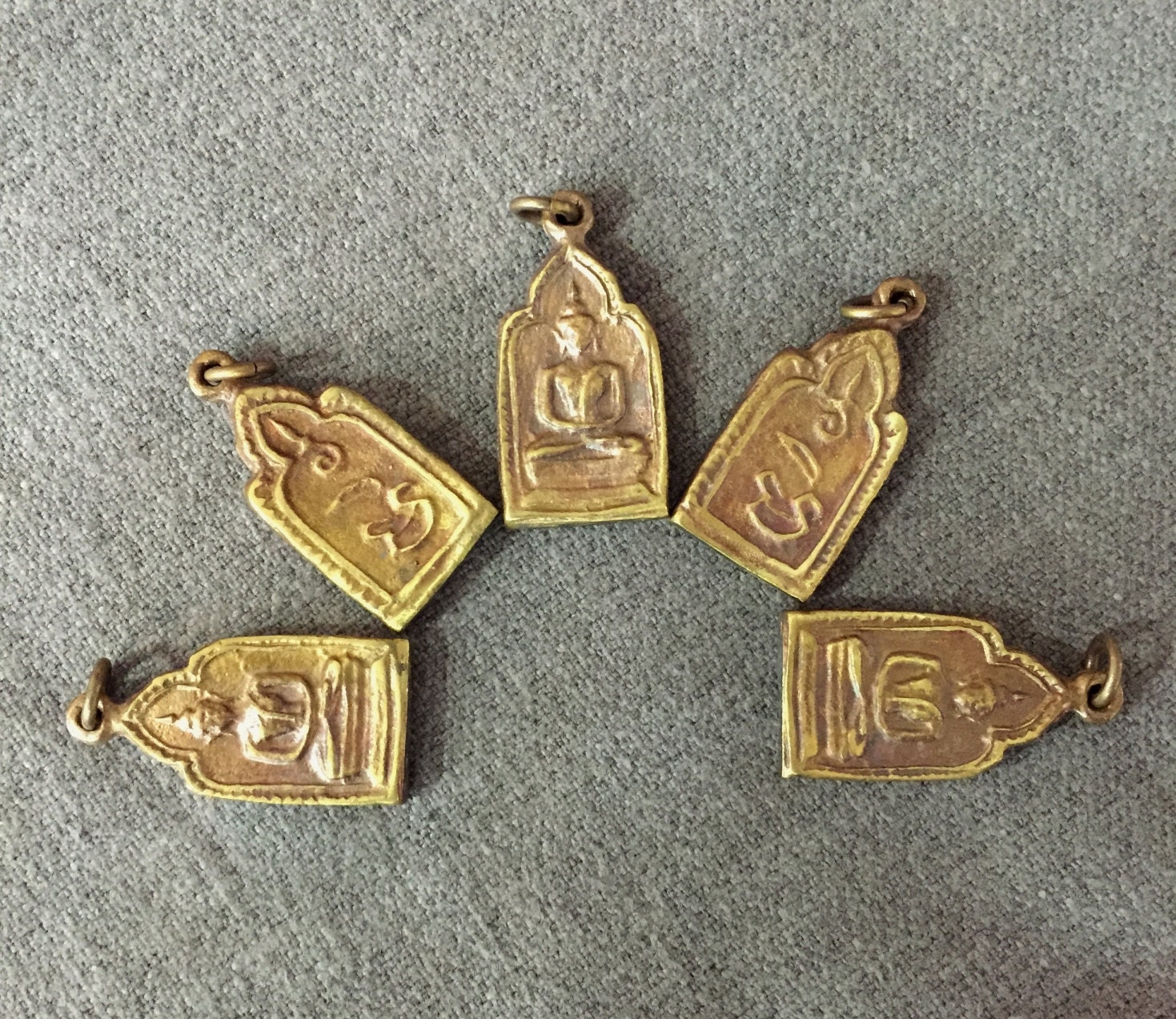 Antique Buddha Pendant. Tibetan Buddhist pendants. 1734mm