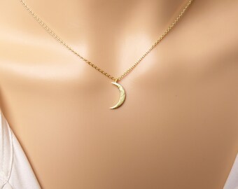Lunar Jewelry,crescent moon Necklace,gold Necklace, Simple gold Necklace,Gift idea,Christmas present, Holiday gift