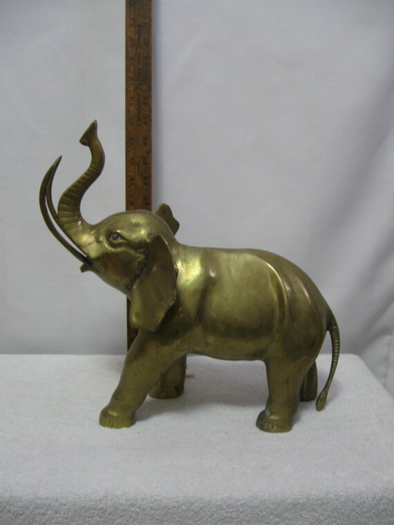 Vintage Solid Brass Large ELEPHANT 70's by SassyGrannyVintage