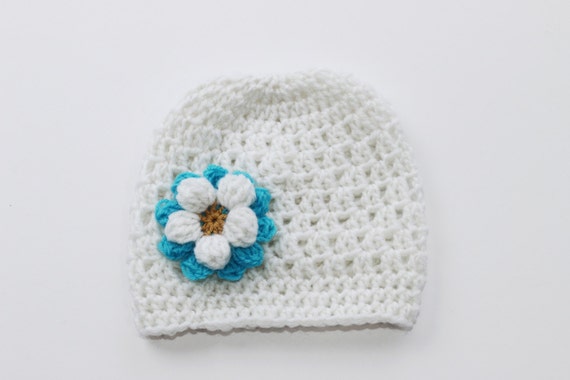 Newborn Hat Off White