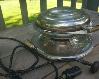 Vintage Royal Robeson Rochester Chrome1920's Antique Waffle Iron~ Chrome Waffle Maker Retro Kitchen Appliances f191