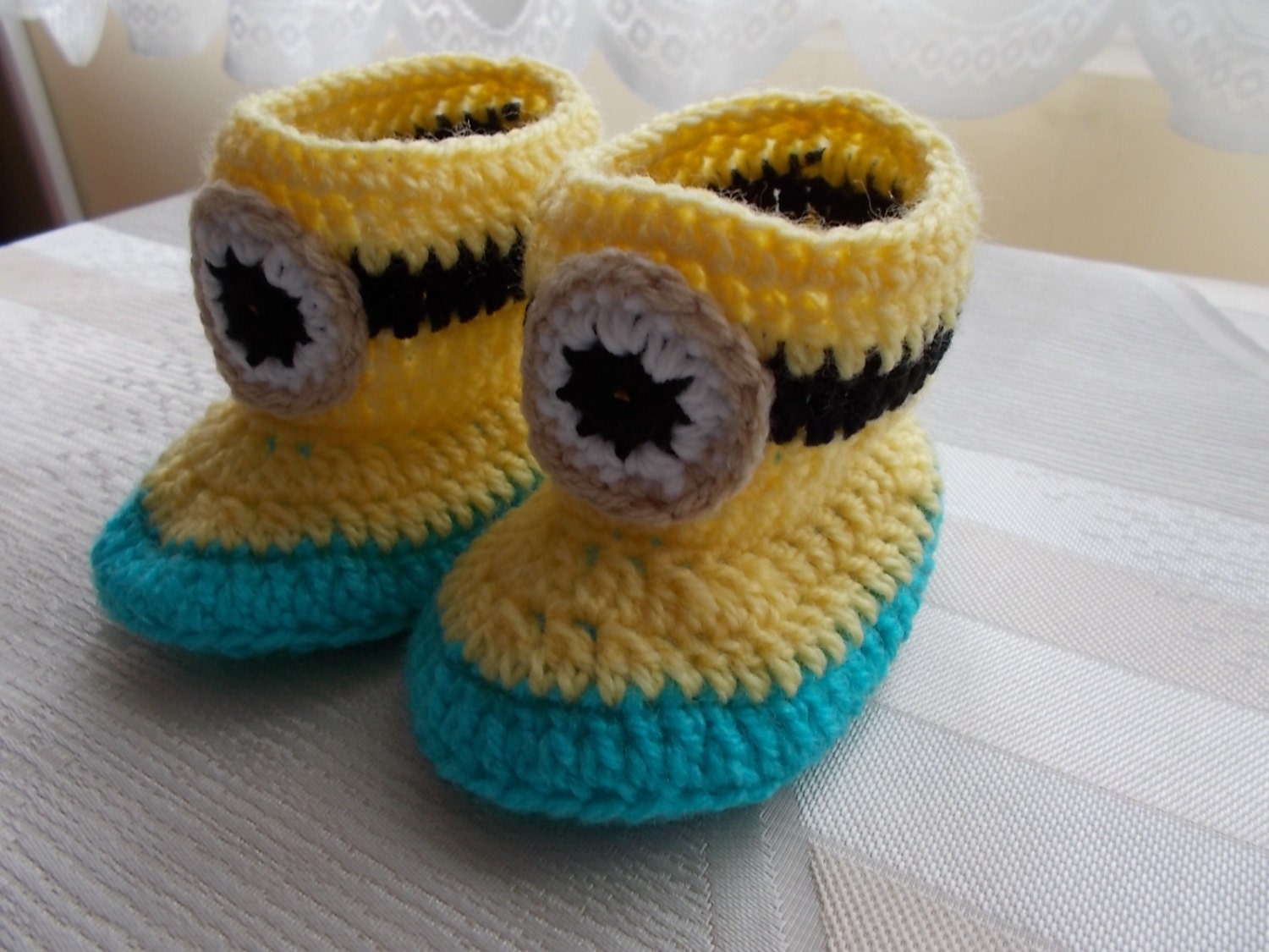 Crochet Baby Shoes Crochet Minion Baby Crochet Minion