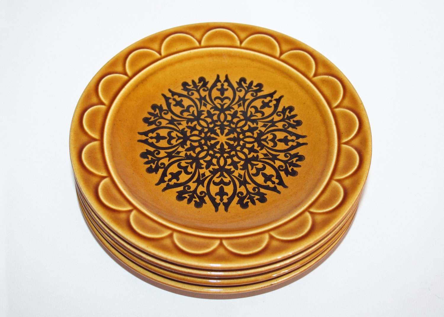 Scalloped Edge Rustic Dessert Plates by TheSerendipityTrunk