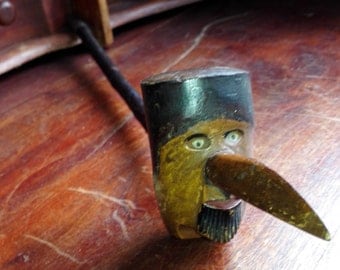 Antique Rare and Weird Pipe , Folk Art Man's Face with Hat and Long Nose Quaker Witch