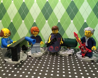 Phish BAKERS DOZEN Miniphigs NYC Lego Minifig Tribute to Trey Anastasio Jon Fishman Mike Gordon Page McConnell Set of 4 with Stands!