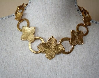 Necklace Yves saint Laurent