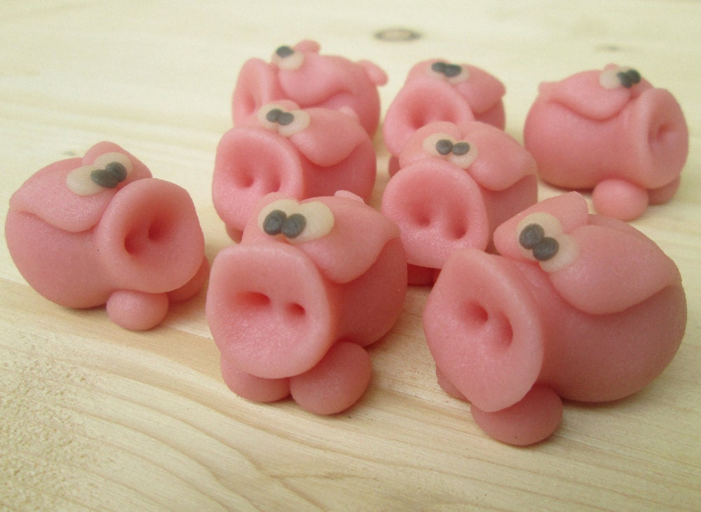 Marzipan Pigs 9 fondant pig 3D pig cake decorations pig