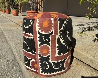 Suzani Pouf, Moroccan Pouf, Handmade Pouf, Decorative Accent Floor Cushion, Pouf Cushion, Pouf Ottoman, Accent Pouf, Tribal Pouf, Floor Pouf
