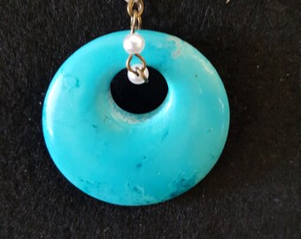 Magnesite and Gunmetal beaded Necklace