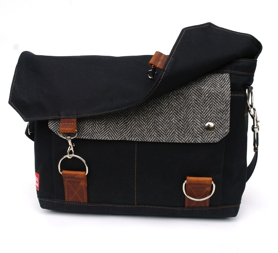 Waxed Canvas Messenger Bag / Recycled Black by WoolyBison on Etsy