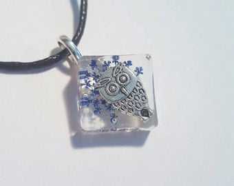 Owl Charm Blue Flowers Resin Pendant Necklace Nature Jewelry Animal Small Real Queen Annes Lace Bohemian Jewelry