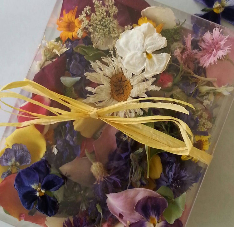 Dried Flower Confetti Wedding Confetti Flower by LarkspurHill