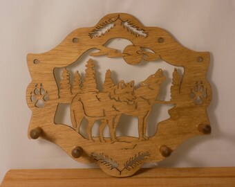 TWO WOLVES In A FRAME Key Rack Hand Made Scroll Saw Plaque Key Rack