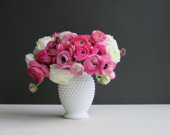 Bottle Milk Vas Medium pink milk glass hobnail vase by fenton by barkingsandsvintage Bottle Milk Vas Medium pink milk glass hobnail vase by fenton by barkingsandsvintage