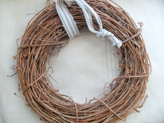 Items Similar To Grapevine Wreath, Twig Wreath, 12 Inch Plain Wreath On 