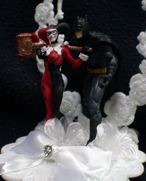 Batman amp; Harley Quinn DC Comic Wedding Cake by YourCakeTopper