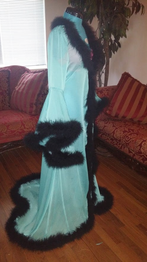 Chiffon dressing gown robe with marabou feather trim