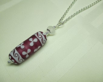 Lampwork Bead Pendant Necklace in Red and White
