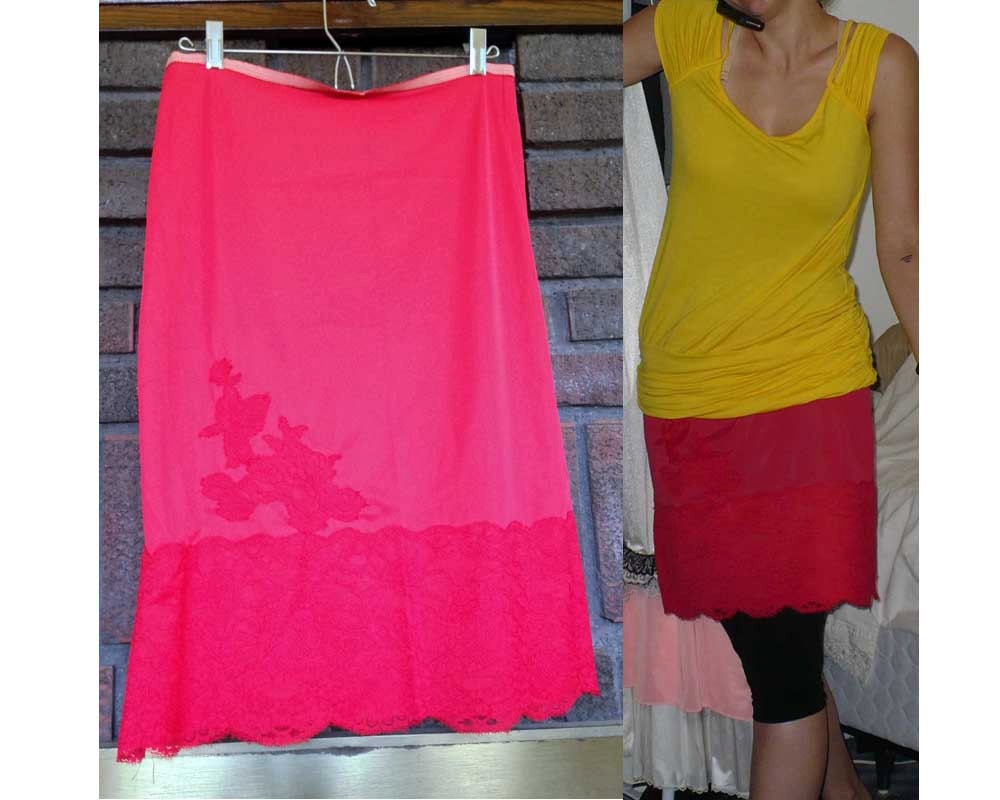 Red Lace Half Slip / Rare Red Slip / Vintage Lace Applique