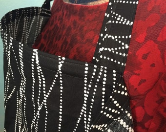 Breastfeeding nursing cover up apron like hooter hider black white dotty pearly