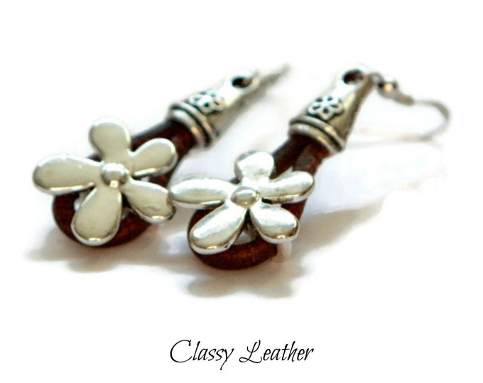 Flower Earring, Woman Earrings, Leather Earrings, long Leather Earrings, Leather Dangle Earring, Earrings, leather accessory