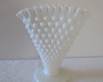 Vintage Fenton Hobnail Milk Glass Fan Vase