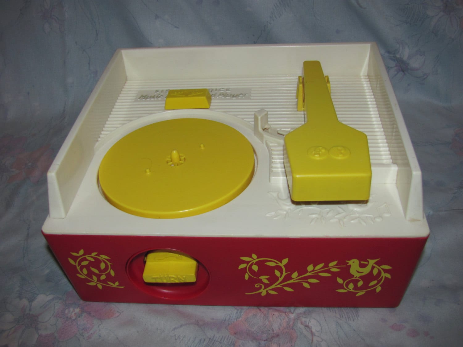 Vintage 1971 Fisher Price 995 Record Player Music Box
