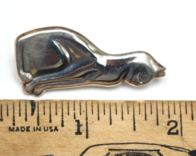 Sterling Cat brooch pendant - Silver feline figurine pin