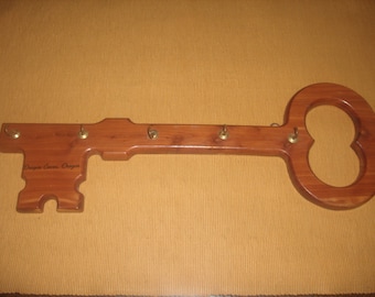 Vintage Oregon Caves Key Holder Souvenir