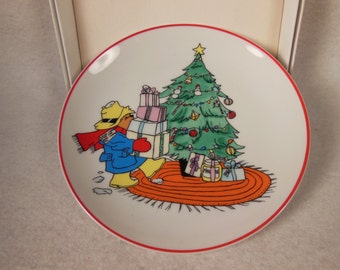 Vintage-Paddington Bear-Ceramic Plate With box-6 1/2"-1979-Schmid- Eden Toys