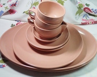 Retro Melamine Watertown Lifetime pink dinnerware and serving pieces 9 pieces