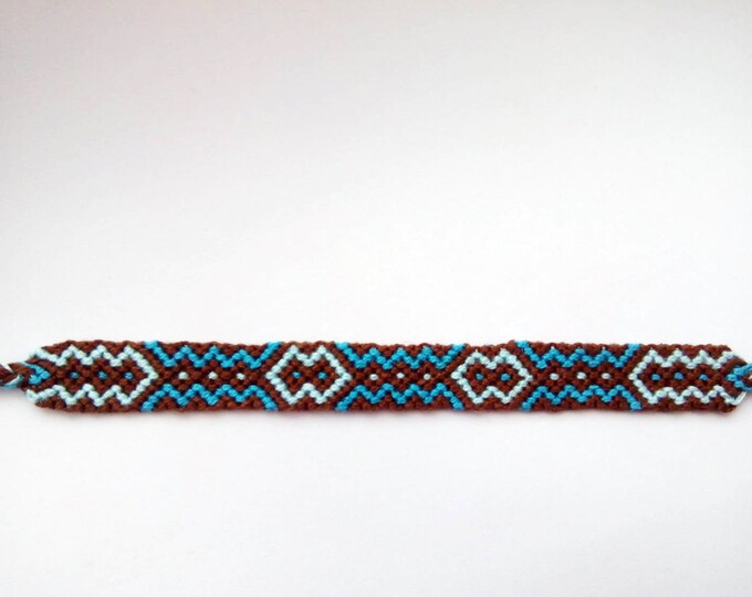 Friendship Bracelet, Macrame, Woven Bracelet, Wristband, Knotted Bracelet, Mens Bracelet - Aztec arrowhead diamond pattern