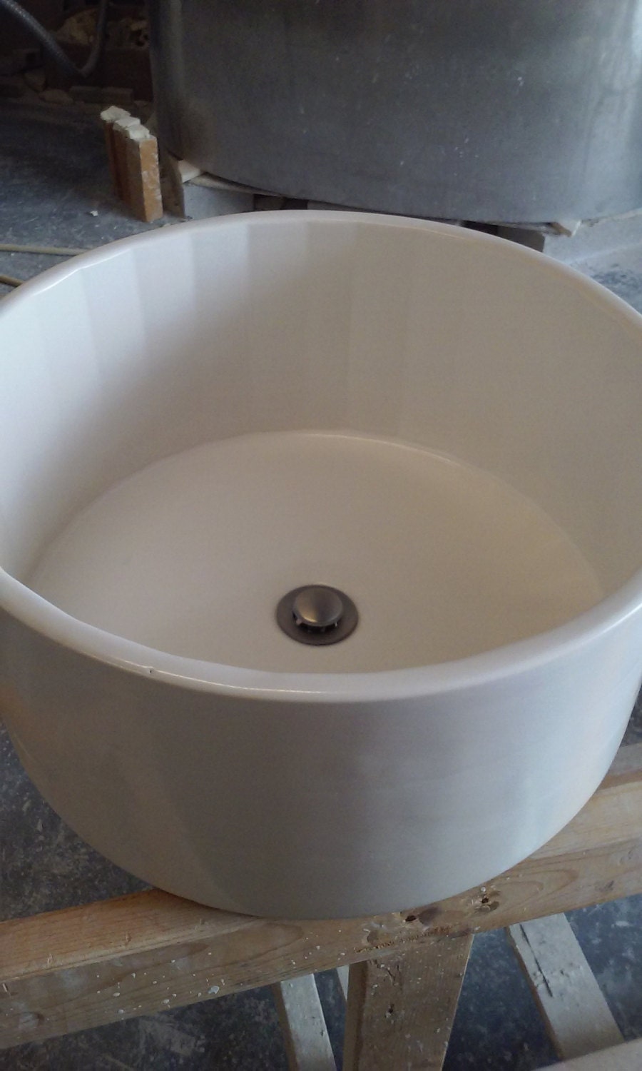 18 White Ceramic Pedicure Sink by PedicureSinkDesign on Etsy