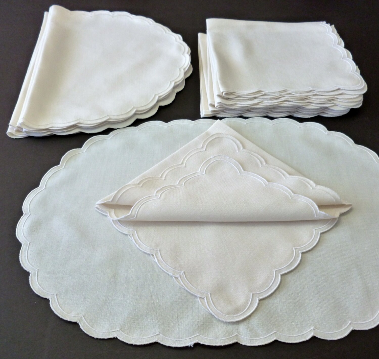 Vintage Linen Oval Placemat and Napkin Set of 8 Classic White