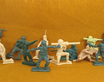 Vintage 1960s Toy Army Men | Etsy