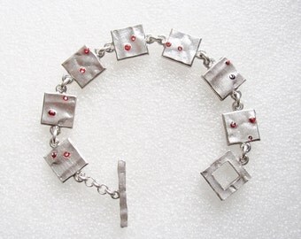 BICHE DE BERE - Limited edition silver plated bracelet with square links signed