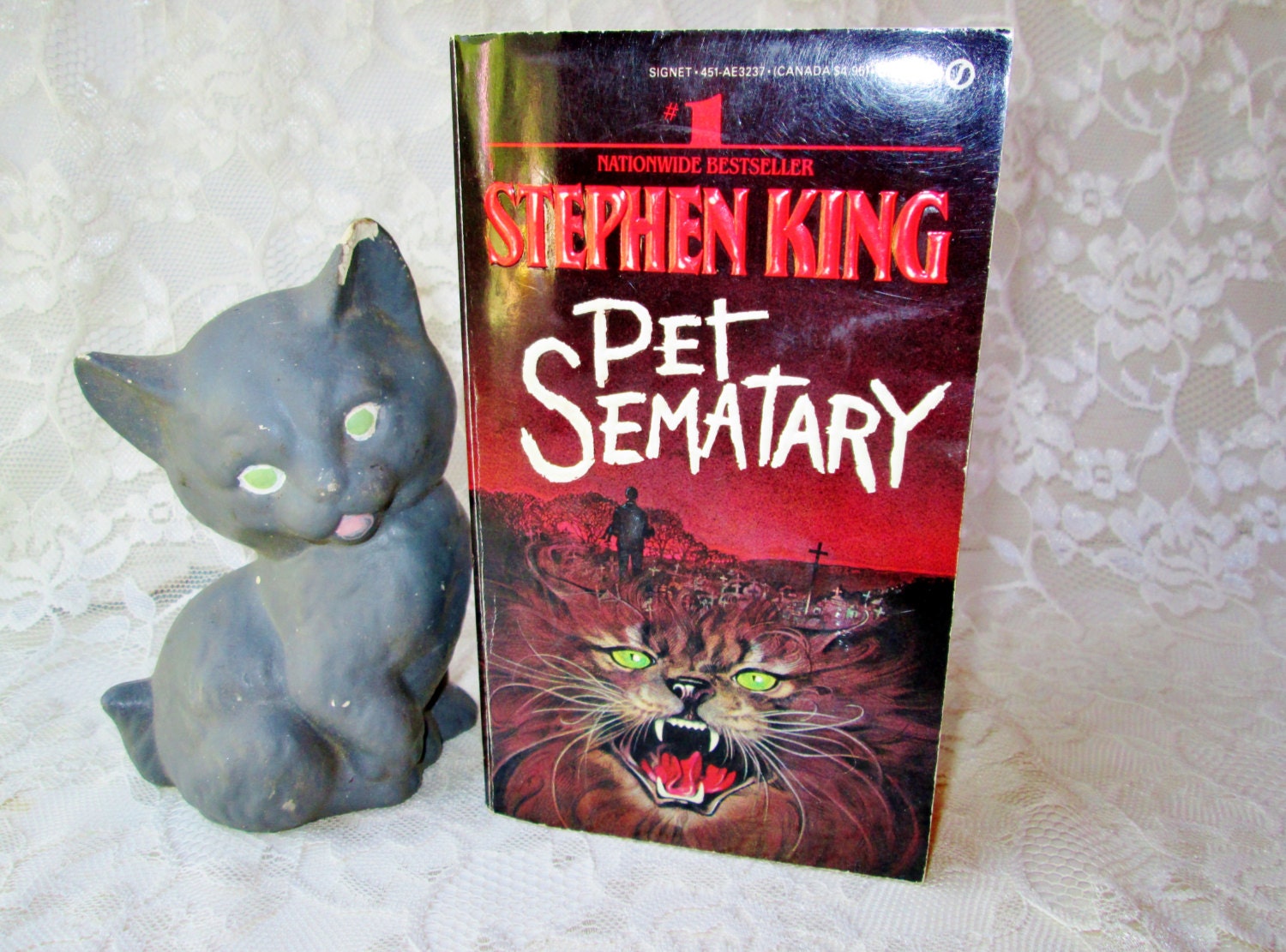 Stephen King Pet Sematary Paperback Book Vintage First Signet