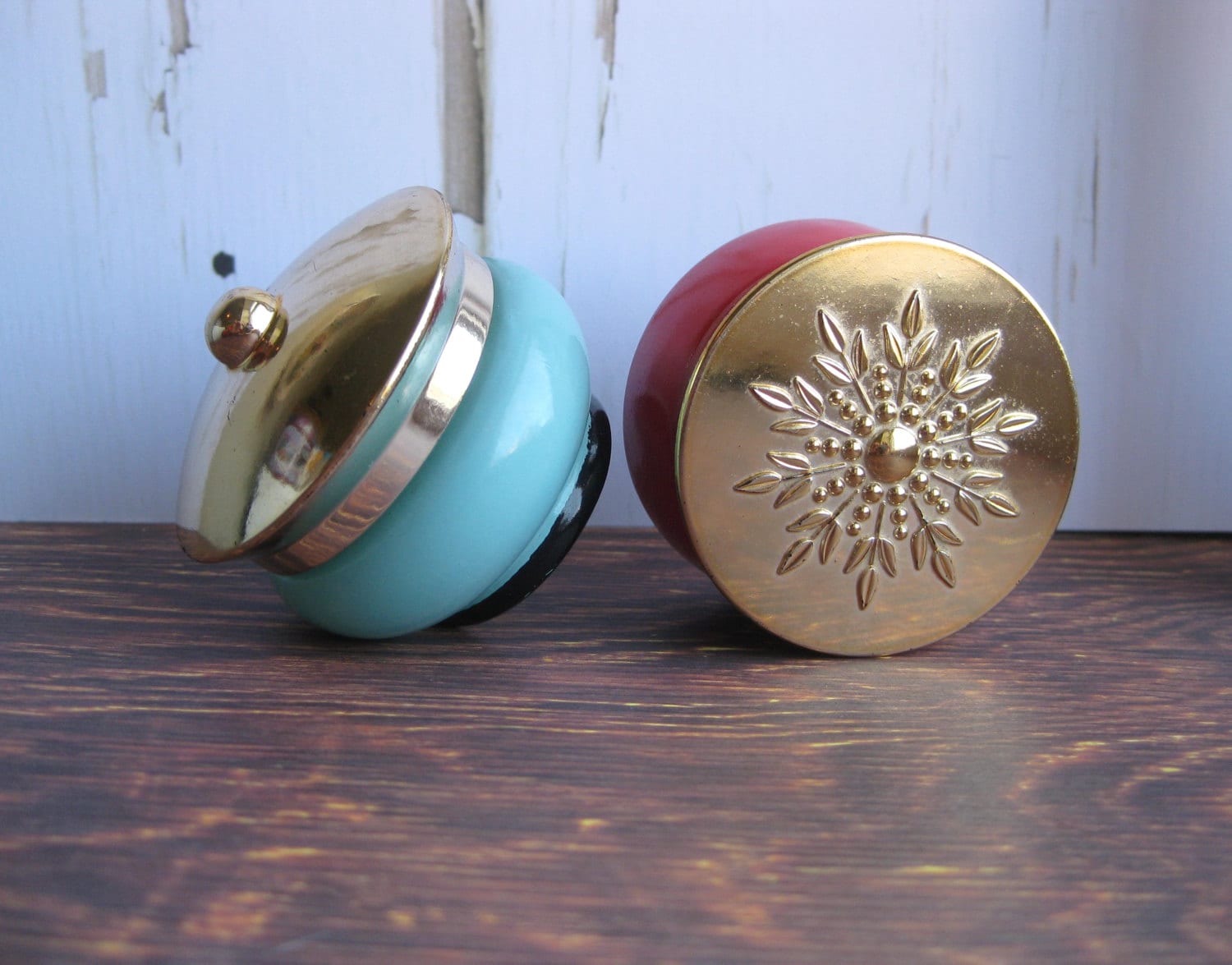 Collectible Avon Jars Avon Sachet Jar Vintage 60's Avon