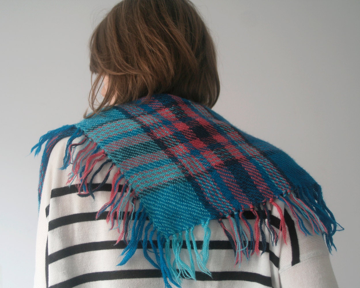 small plaid triangle blanket scarf in blue and pink Haute Juice