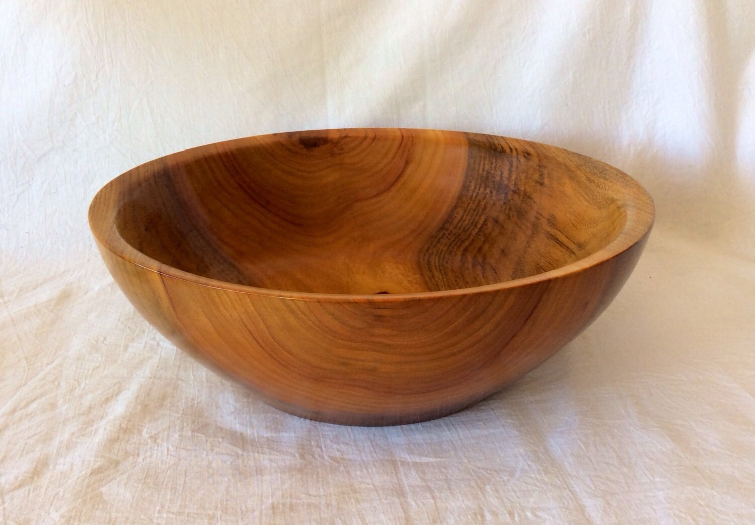 Extra large wooden salad or fruit bowl. Quality by Broluk on Etsy