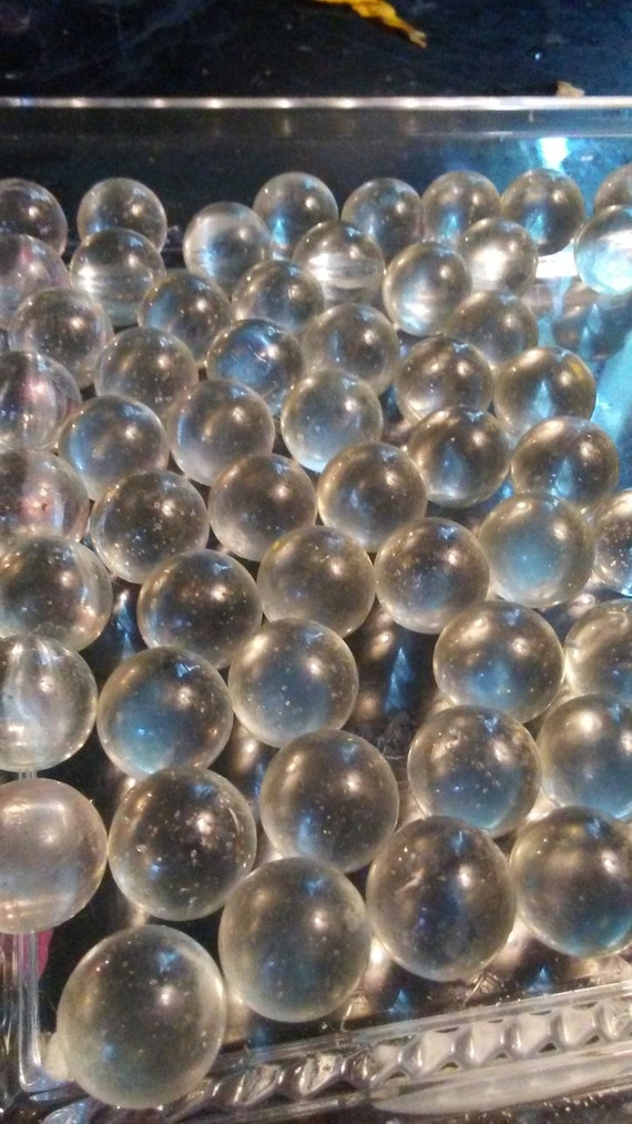 100 beautiful clear glass marbles/gems. Approx. 1/2 by ckjsupplies