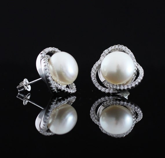 Large size genuine pearl stud earrings white pearl stud