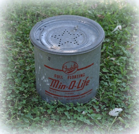 Vintage Bait Bucket Min-o-Life