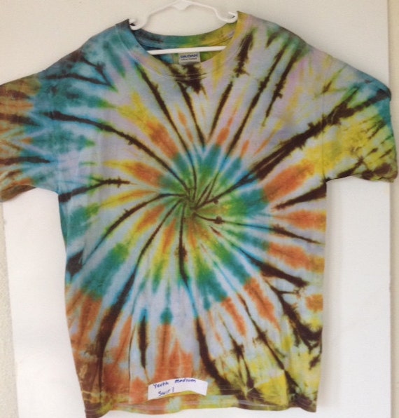 Swirl Tie Dye T-Shirt by Manzanitaandmuchmore on Etsy