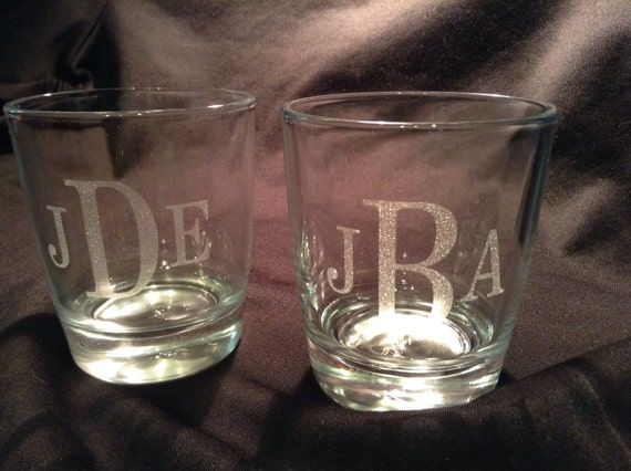 custom engraved whiskey glasses