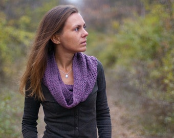 Crochet lilac cowl scarf snood, crochet violet cowl, purple cowl snood, crochet snood, womens snood