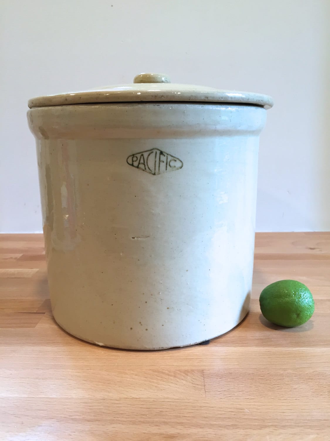 Vintage 2 Gallon Pacific Stoneware Crock with Lid Pacific