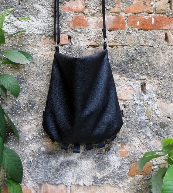 Items similar to Black shoulder bag / vegan leather handbag / everyday ...